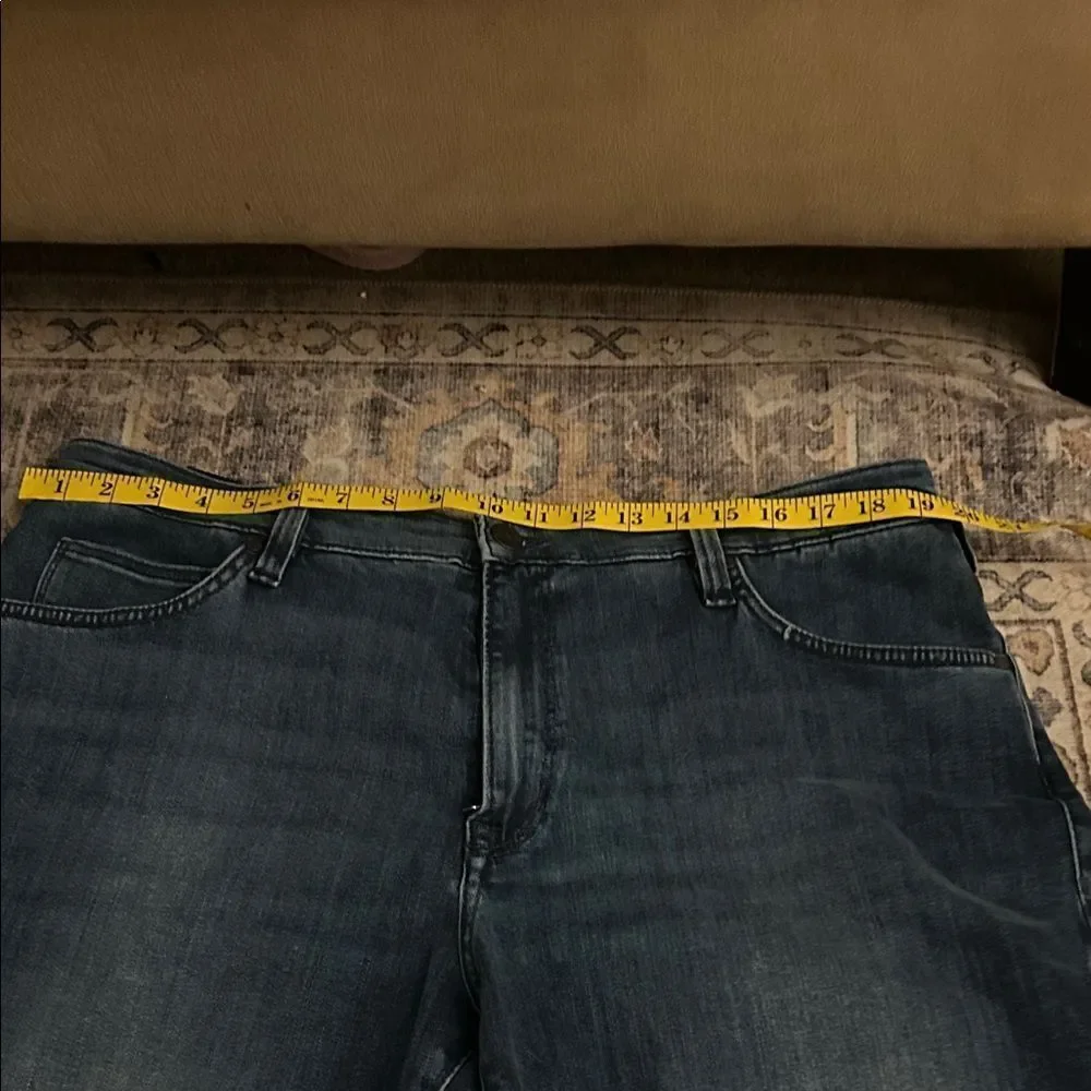 34 heritage Charisma Relaxed Straight in Mid Urban
